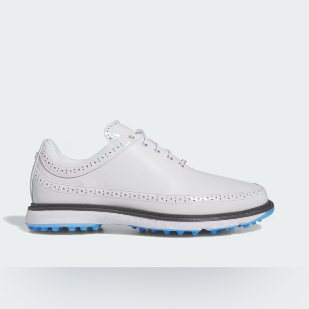NWT MC80 SPIKELESS GOLF SHOE